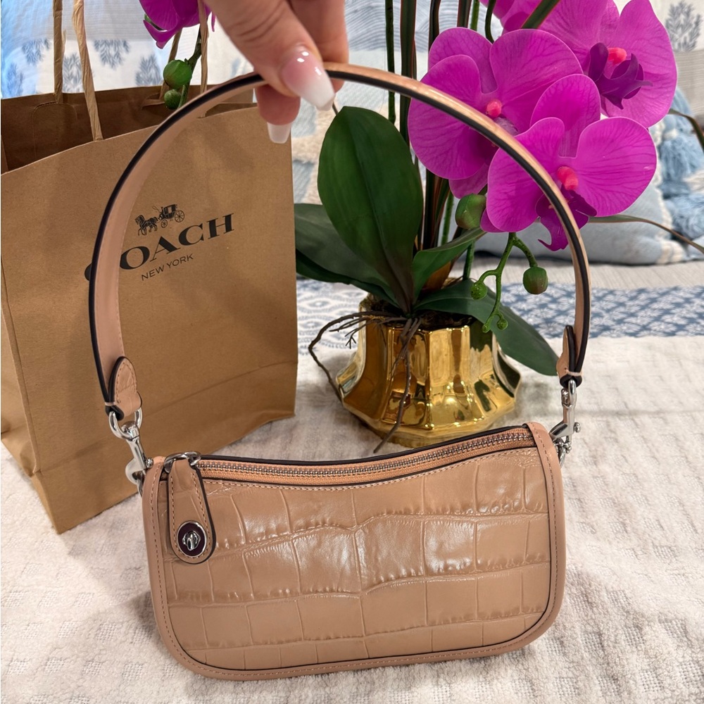 Coach Croc-Embossed Leather Swinger 20, BRAND NEW! - Picture 9 of 12